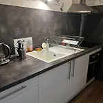 Апартаменты F2 Bord D Allier 6 Pers Avec Jardin Clos Мулен
