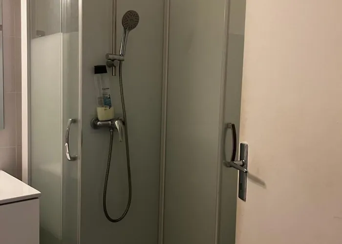 F2 Bord D Allier 6 Pers Avec Jardin Clos